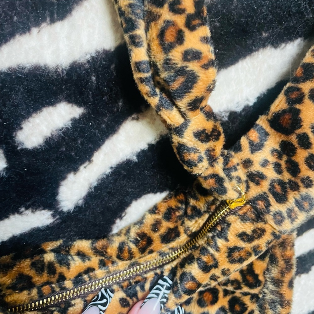 Y2k Cheetah Leopard Print Fuzzy Shoulder Tie Bag - image 2